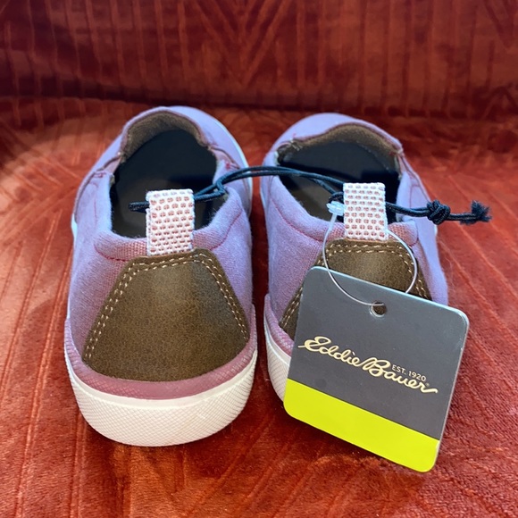 Eddie Bauer slides, NWT - Picture 3 of 3